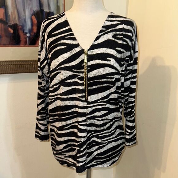 Michael Kors Zebra Print V-Neck Zipper Tunic Size Medium - Picture 1 of 9